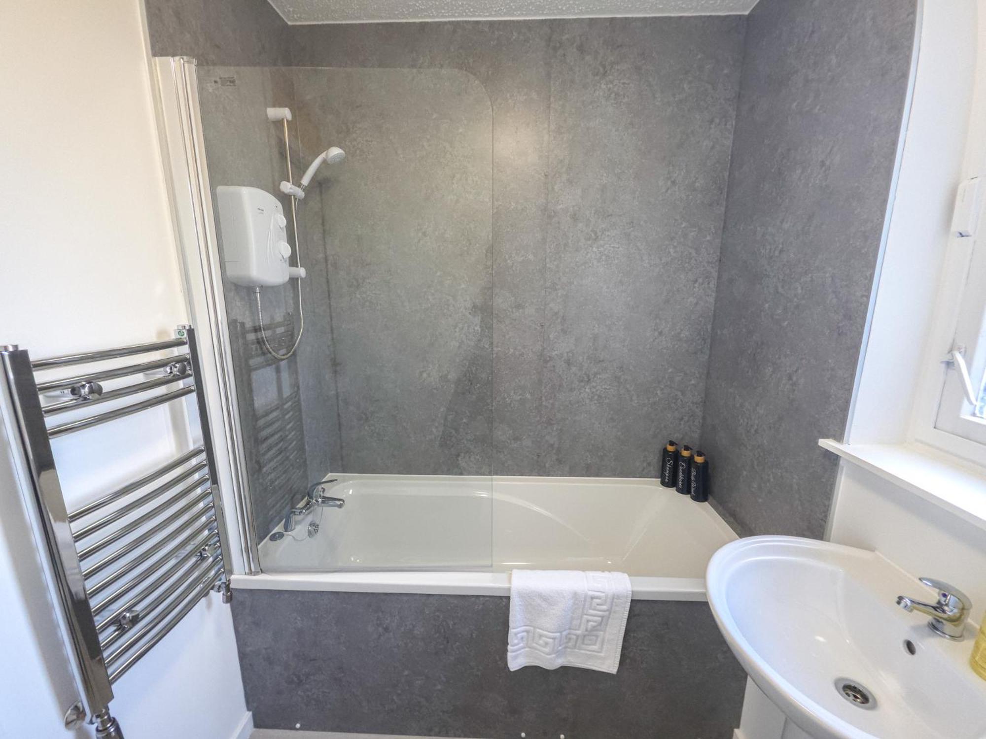 Northern Cosy 1 Bedroom Apartment - Aberdeen Bagian luar foto